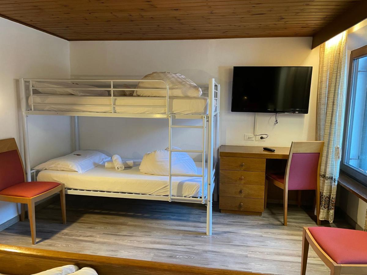 Gasthof Goldenes Lamm Vahrn المظهر الخارجي الصورة