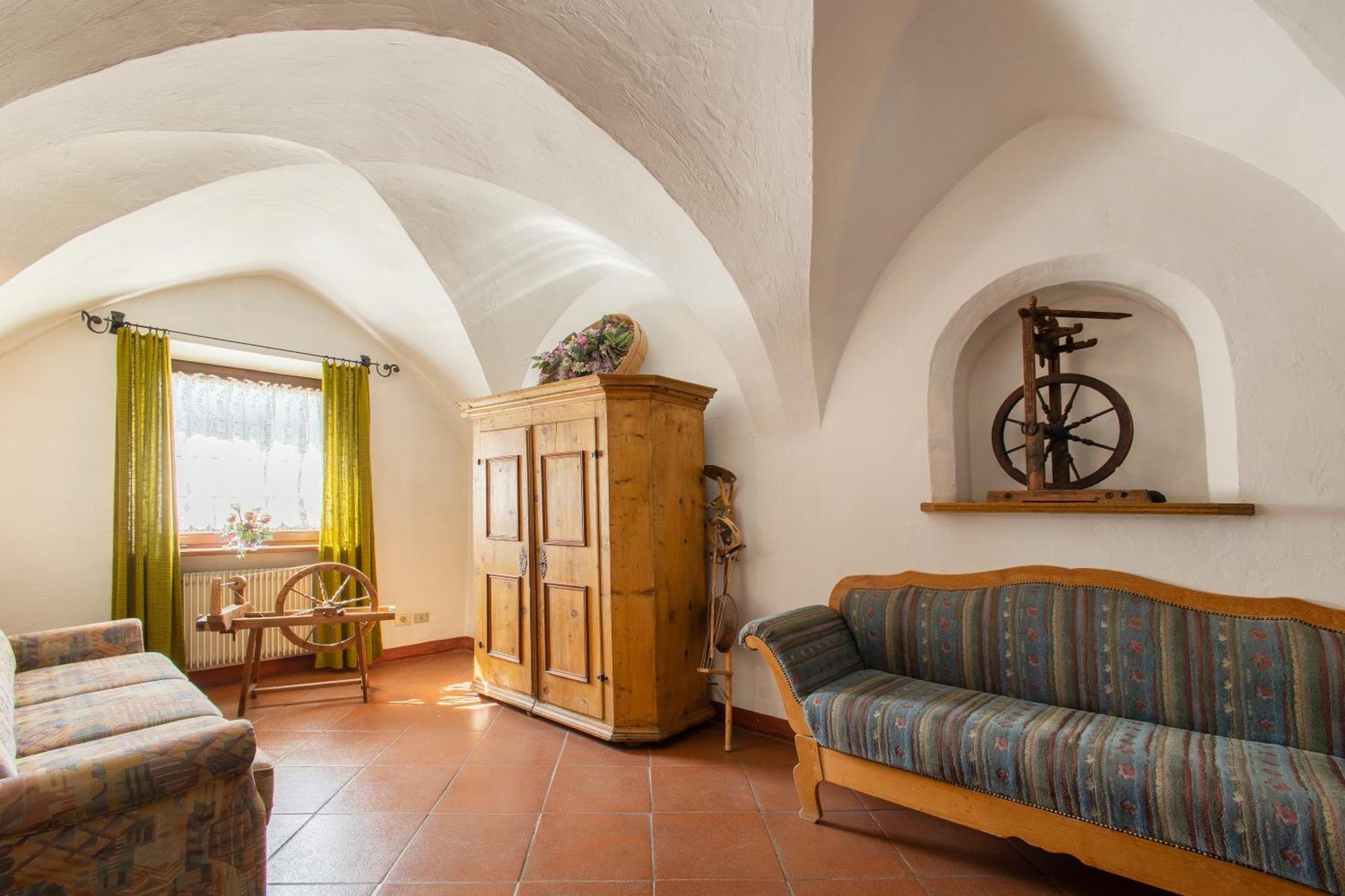 Gasthof Goldenes Lamm Vahrn المظهر الخارجي الصورة
