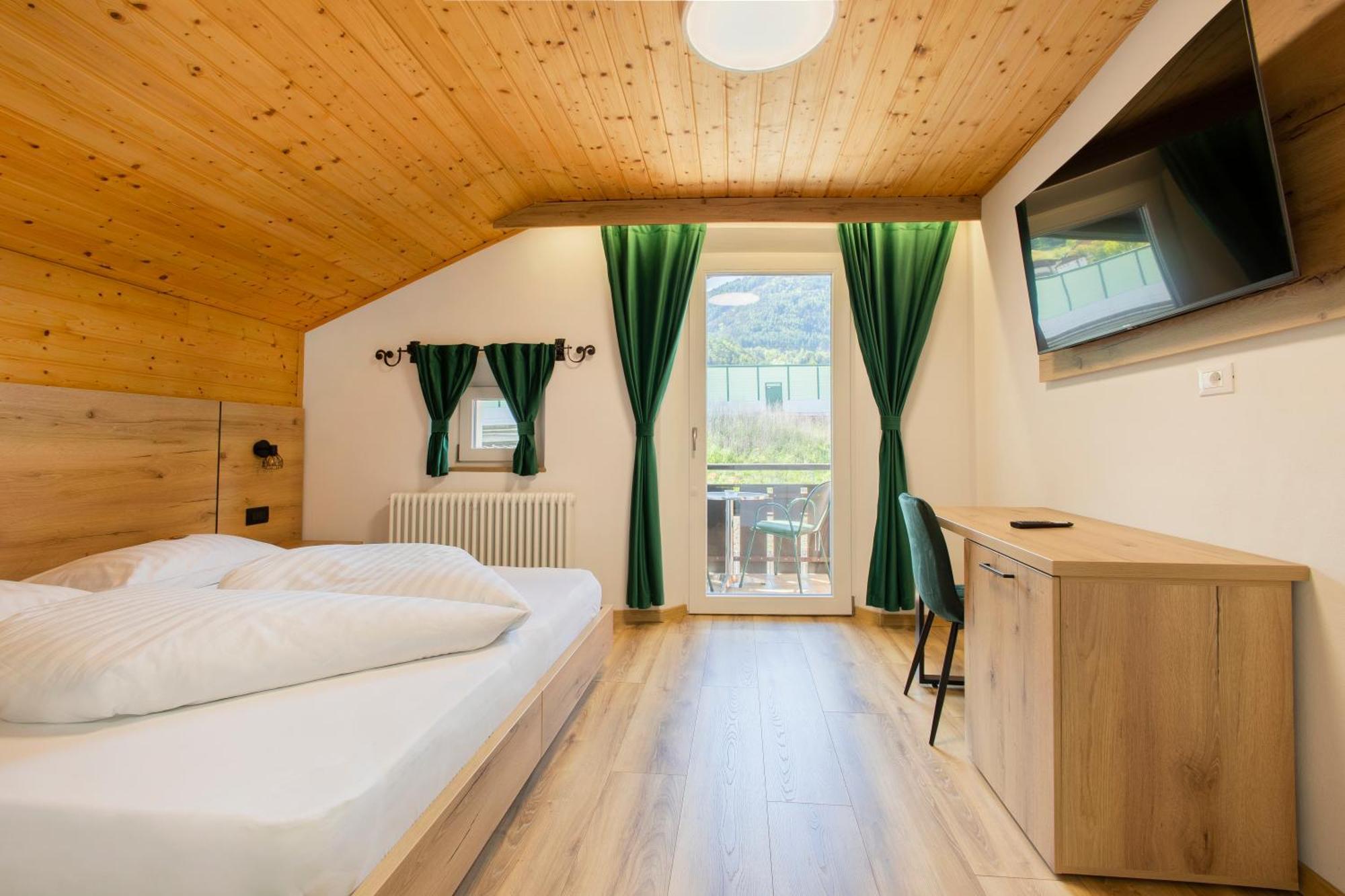 Gasthof Goldenes Lamm Vahrn المظهر الخارجي الصورة