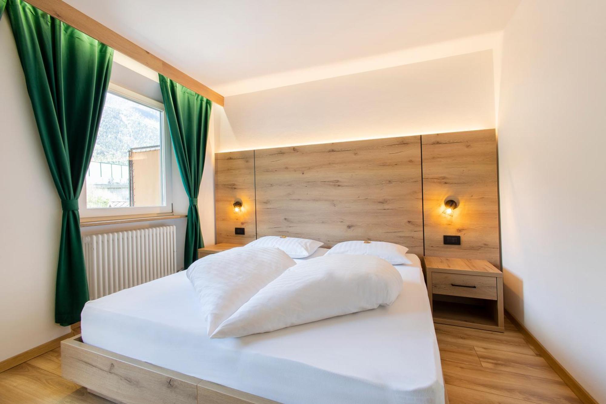 Gasthof Goldenes Lamm Vahrn المظهر الخارجي الصورة