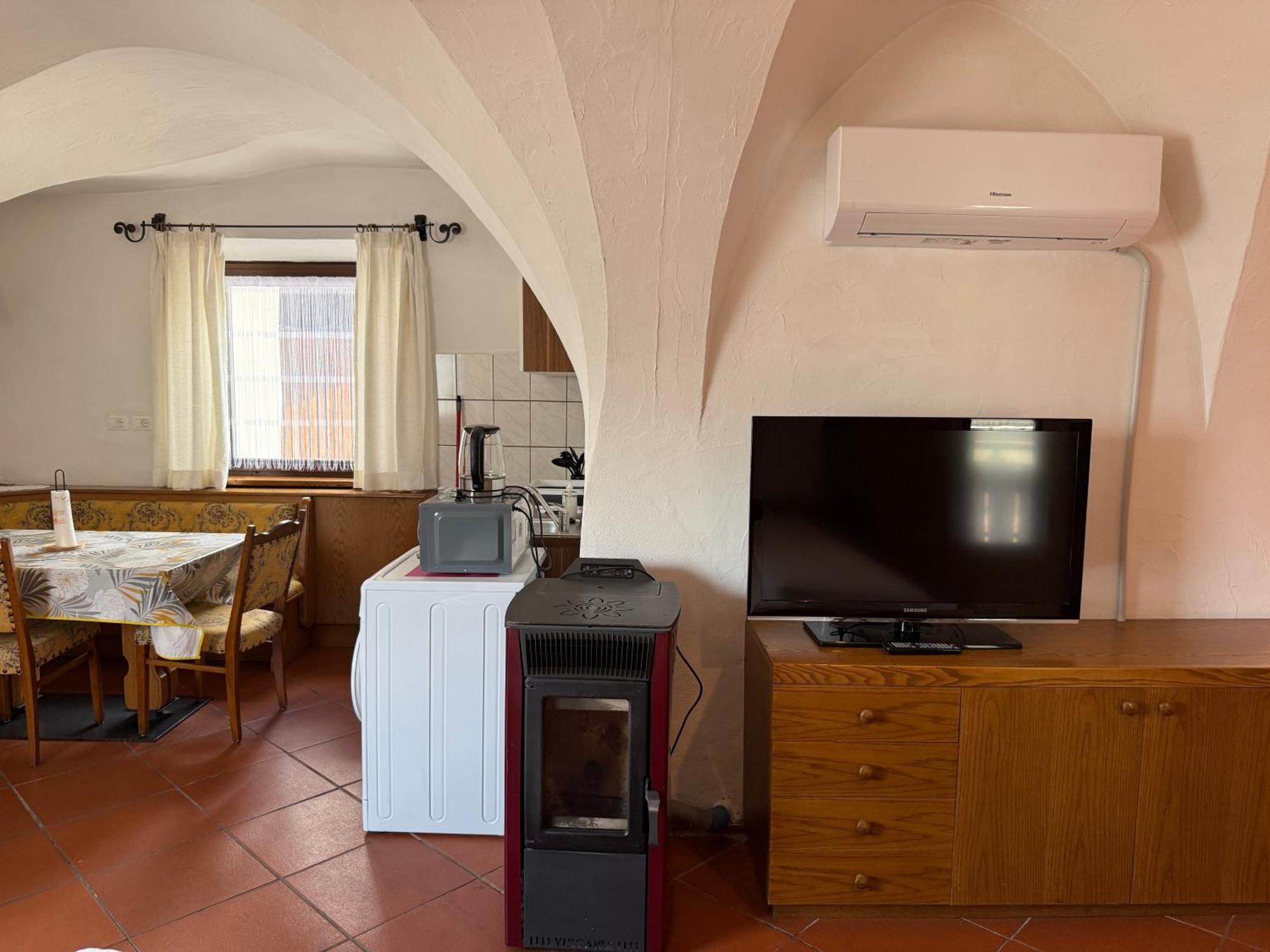 Gasthof Goldenes Lamm Vahrn الغرفة الصورة